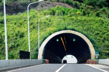 Tunel in vis