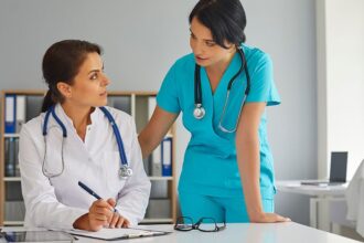 Ce inseamna sa visezi la asistente medicale